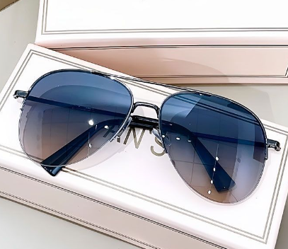 Sunglasses Image 4