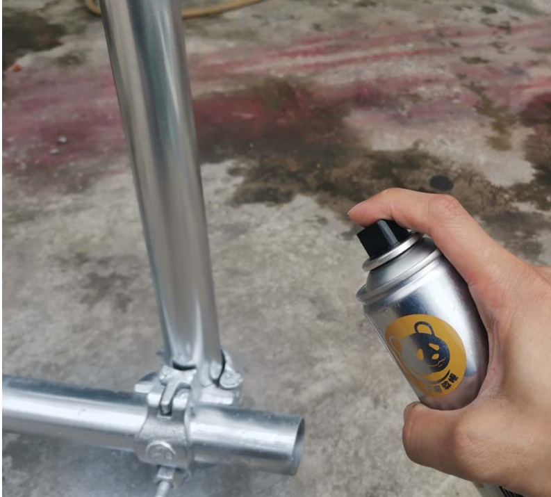 Easy to Use Spray Paint