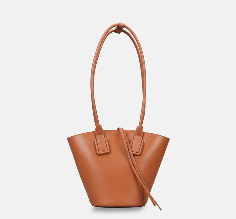 Stylish Shoulder Bag Image 3