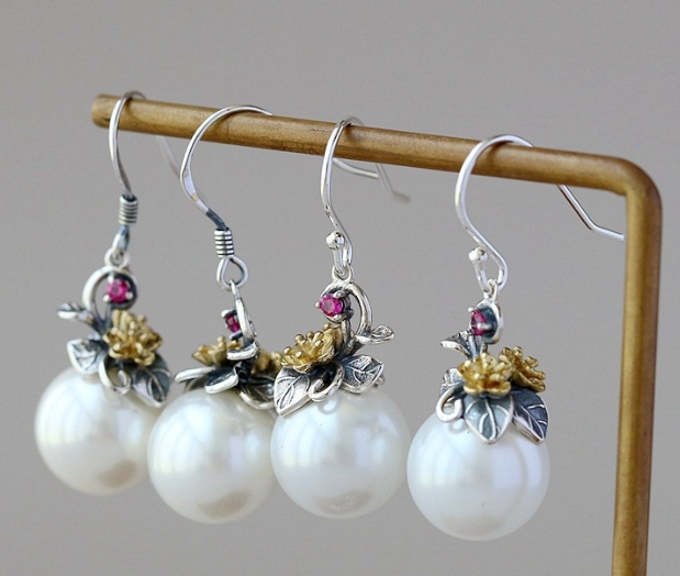 Earring Image 4