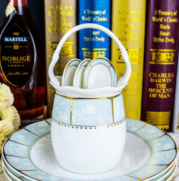 Elegant Tableware Set