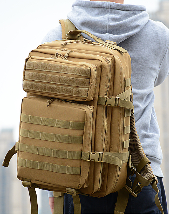 Mountaineering Bag Image 1