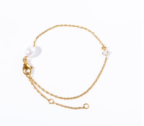 Pearl Bracelet Image 6