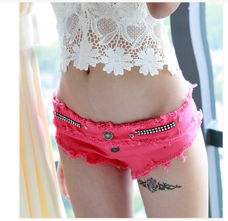 Hot Pants Image 15