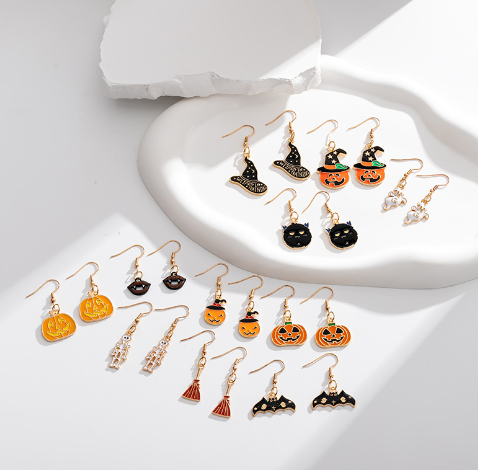 Pumpkin Pearl Earrings Close-up