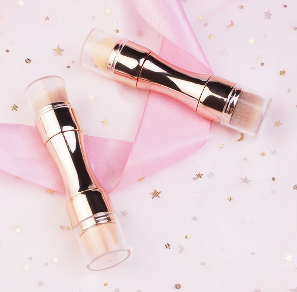 Multifunctional Makeup Brush