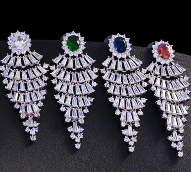 Conjunto de Pendientes y Collar