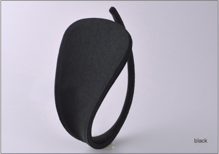 C-Shaped Pants Image 8