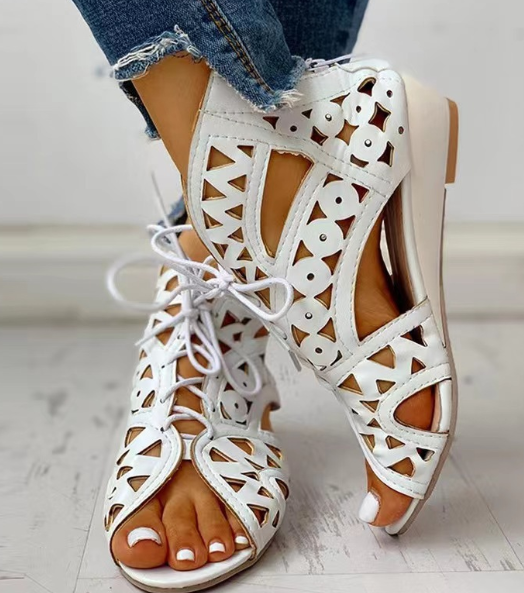 Ethno-Style Flat Sandal 1