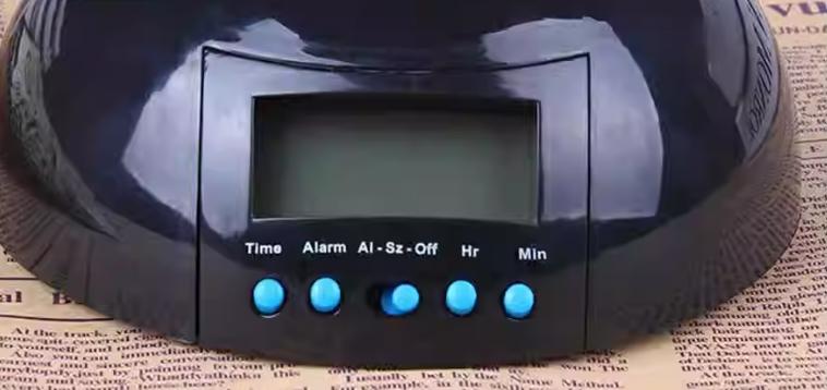 Flying Alarm Clock Image 2