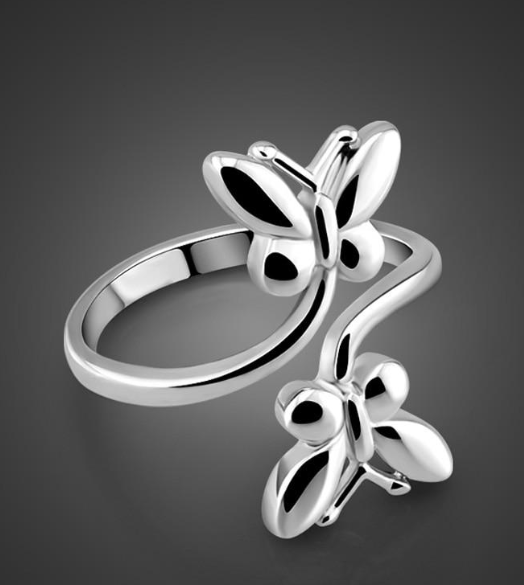 Four-Leaf Clover Ring Image 3