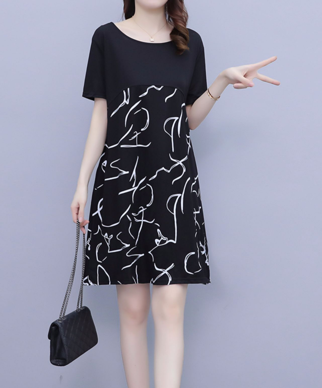 Maternity Dress Image 3