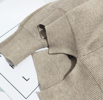Sweater Image 5