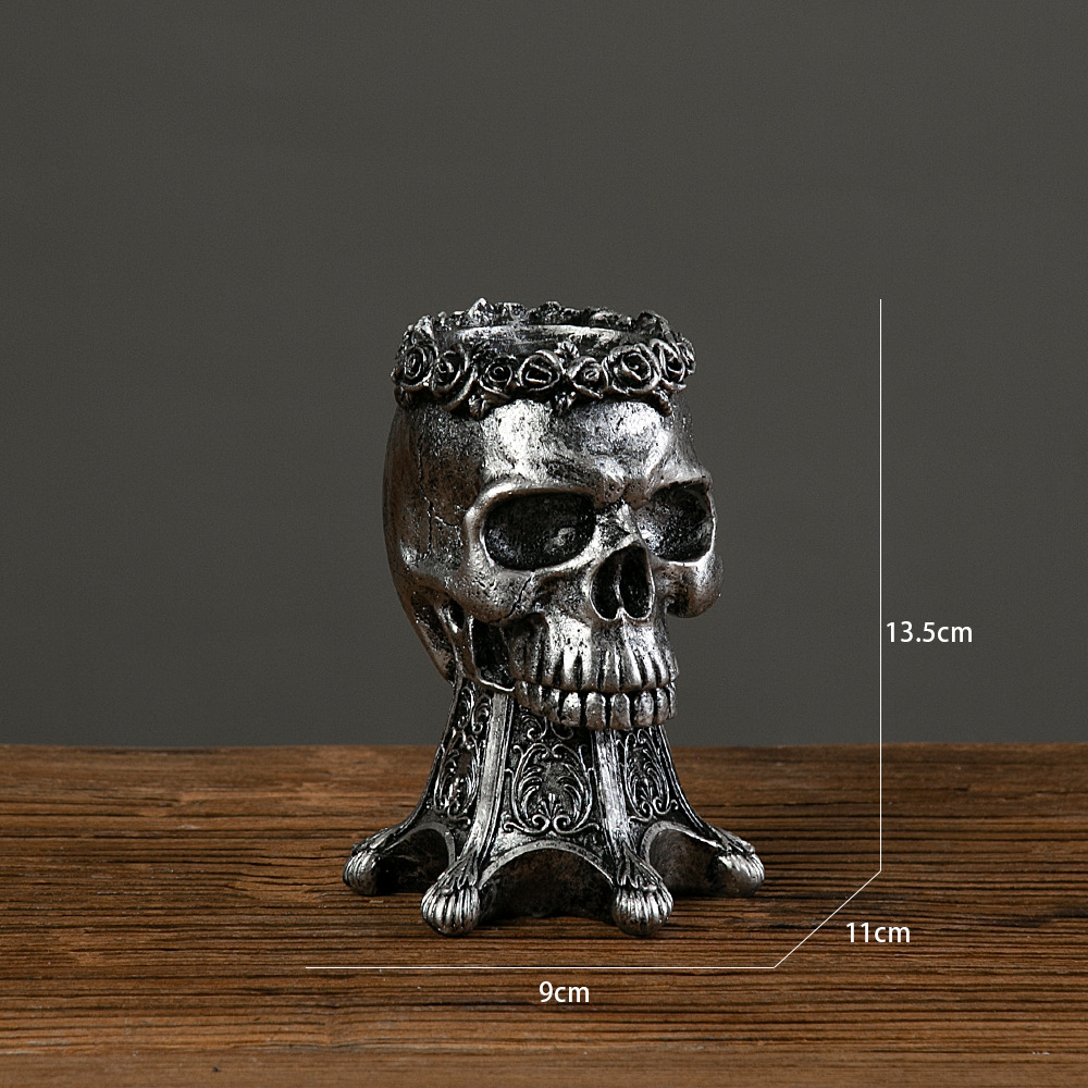 Skull Vase Silver