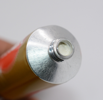 Polishing Paste Application