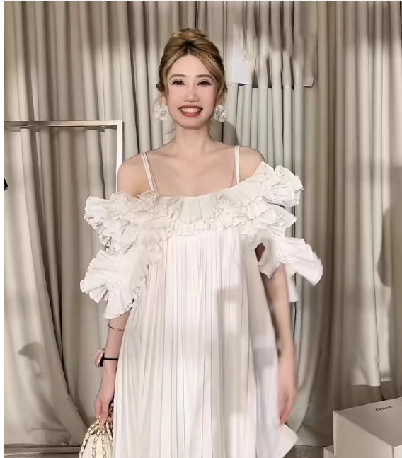 Dress Image 4