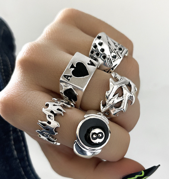 Women's Fashion Vintage Oil Drip Geometric Ring Image 2