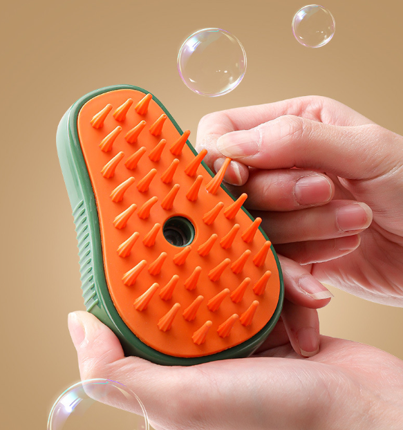Grooming Tool in Use