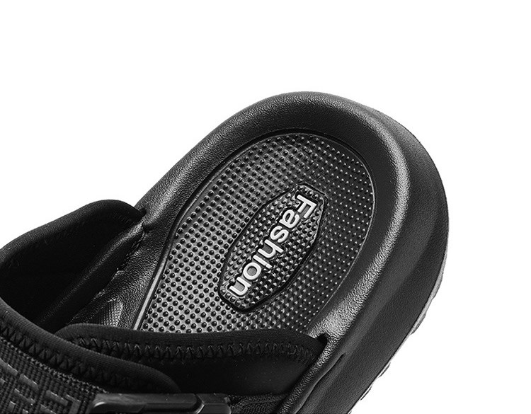 Men's Slippers Image 5