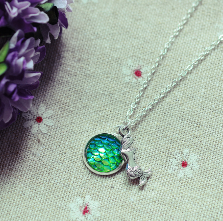 Necklace Image 2