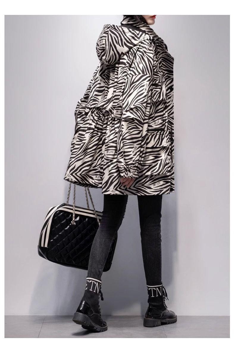 Zebra-print Trench Coat Image 4