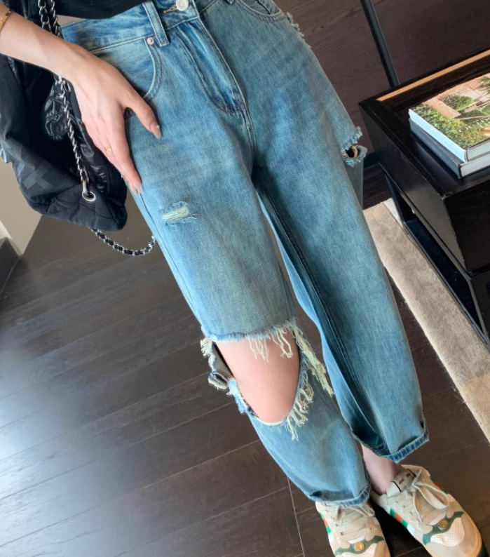 Distressed Casual Jeans Image 3