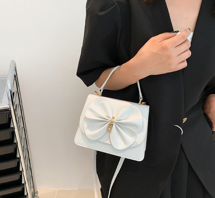 Women's Messenger Bag - Tassel Detail