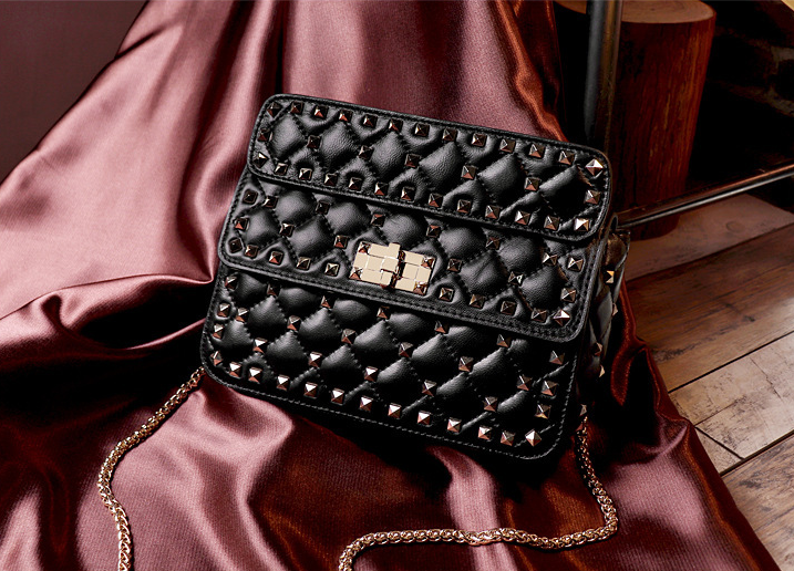 Crossbody Bag Image 4