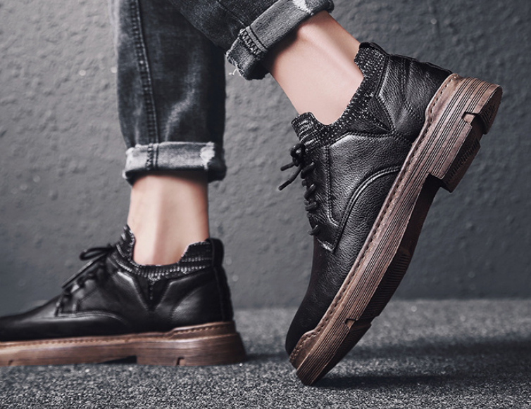 High-top British tooling casual shoes