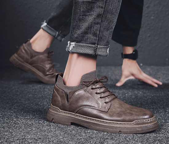 High-top British tooling casual shoes