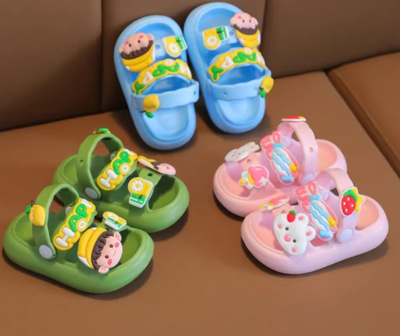 Anti-slip cartoon little girl baby girl beach outdoor children's sandals boy