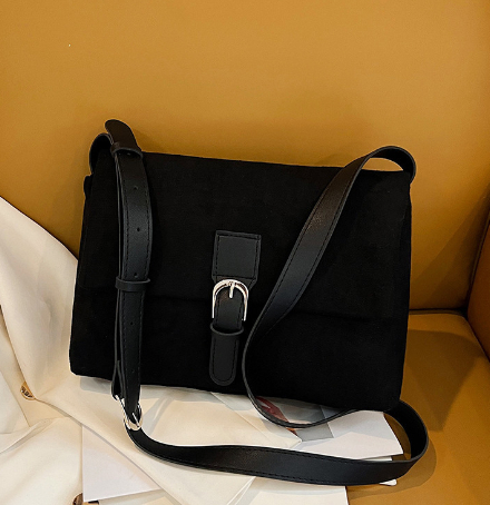Commuter Bag in Black