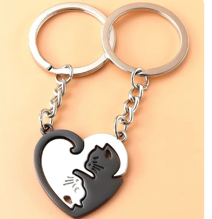 Couple Key Holder Cute Duck UP Movie Keychains Hanger Creative Cartoon Key Pendant Organizer Home Decor For Family Lovers Gift