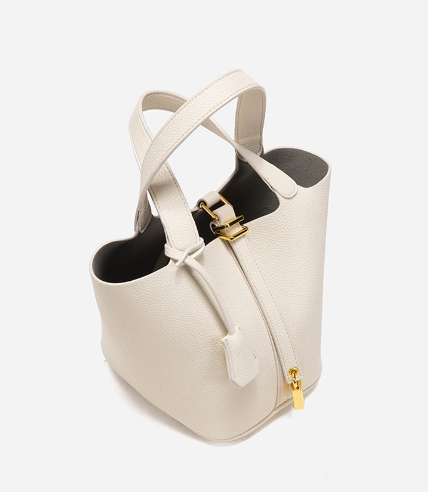 Handbag Lifestyle 3
