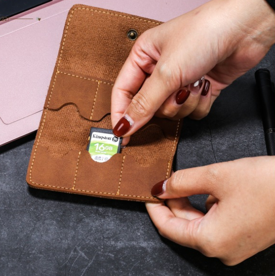 SD Card Storage Bag Image 1