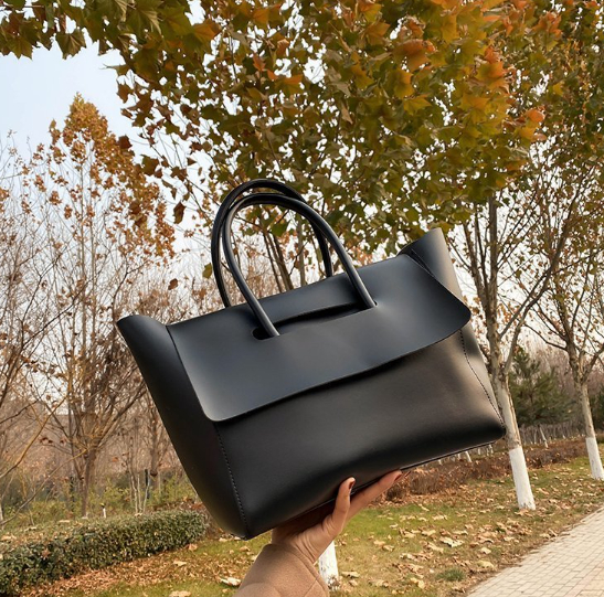 Used Tote Bag Image 5