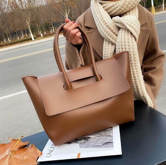 Used Tote Bag Image 8