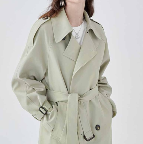 Lace-up collar trench coat image 2