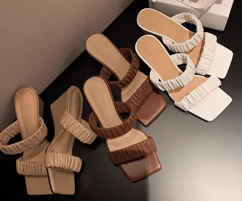 Stylish Women's Outer Slippers