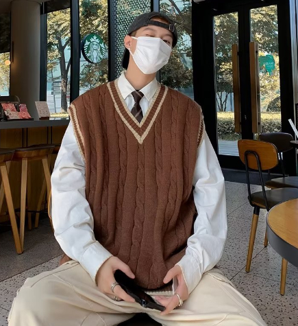 V-neck Sleeveless Vest Sweater Vest Image 2