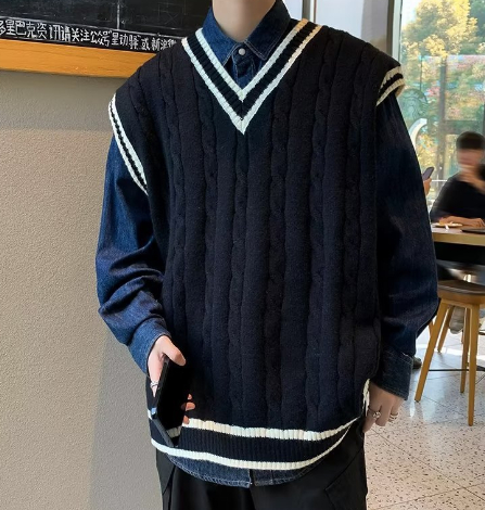 V-neck Sleeveless Vest Sweater Vest Image 3