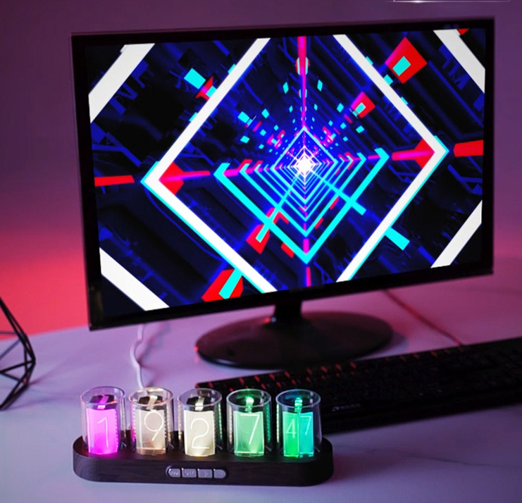 Decorazione desktop della sala giochi - LED incandescente tubo NIXIE orologio. Splendidi e colorati effetti di illuminazione RGB. Modalità di visualizzazione multiple. Confezione regalo di fascia alta