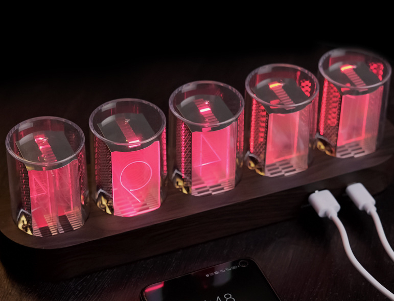 Decorazione desktop della sala giochi - LED incandescente tubo NIXIE orologio. Splendidi e colorati effetti di illuminazione RGB. Modalità di visualizzazione multiple. Confezione regalo di fascia alta