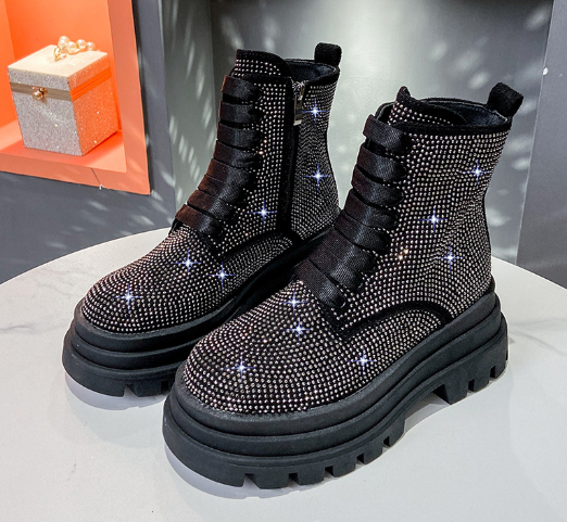 Martin Boots Black