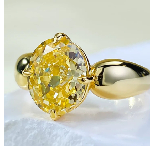 Yellow Diamond Ring Image 3