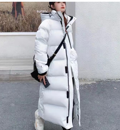 White oversized bread coat