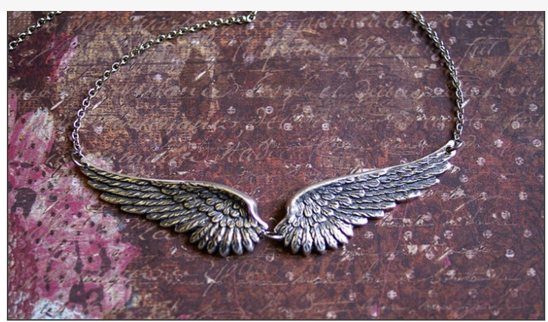Vintage Angel Wings Feather Choker Big Pendant Aesthetic Link Chains Statement Necklace for Women Collar Bib Wedding Tribal Gift