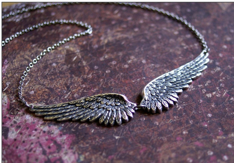 Vintage Angel Wings Feather Choker Big Pendant Aesthetic Link Chains Statement Necklace for Women Collar Bib Wedding Tribal Gift