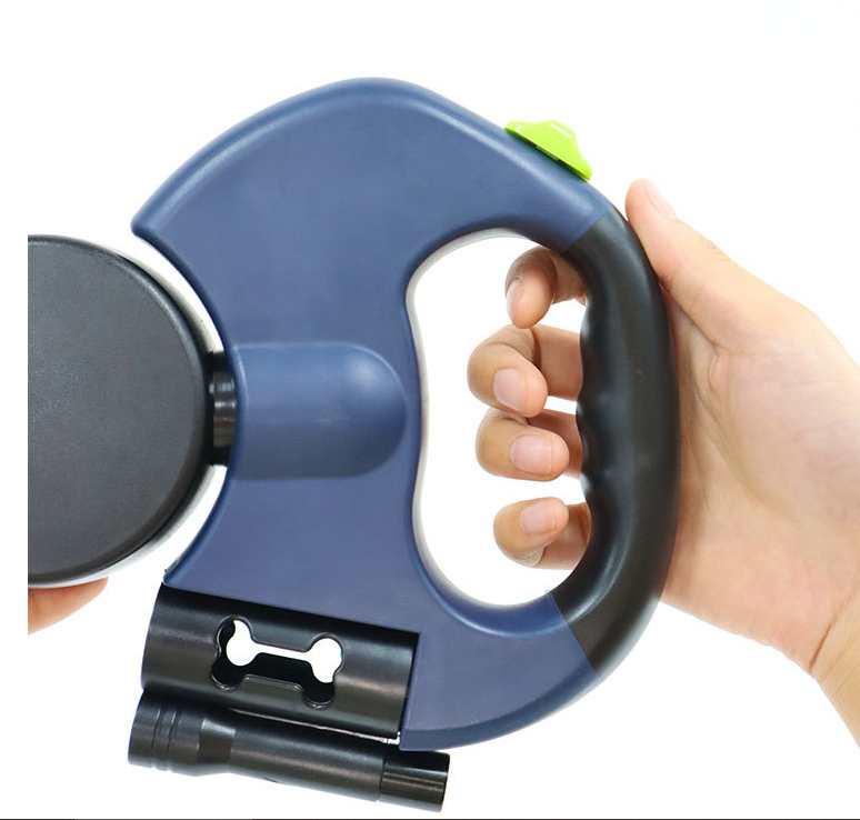 Retractable Dog Leash Image 3