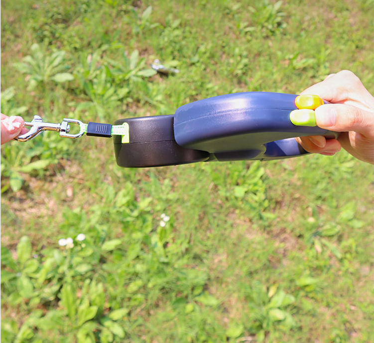 Retractable Dog Leash Image 6
